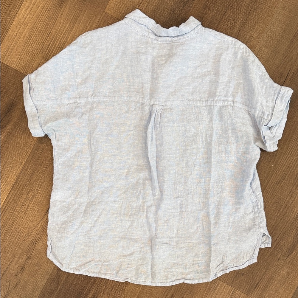 Tahari Light Blue 100% linen Button-Down blouse - Picture 7 of 10